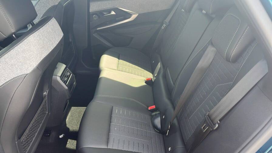 Mandataire Automobile neuf, recherche de Peugeot 3008-hybrid-145-e-dcs6-gt - E-Motors