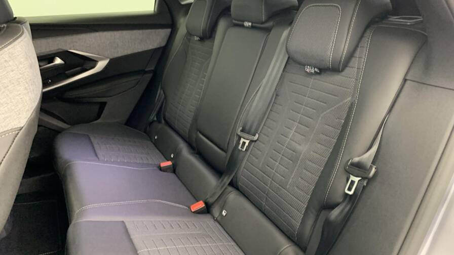 Mandataire Automobile neuf, recherche de Peugeot 3008-hybrid-145-e-dcs6-gt - E-Motors