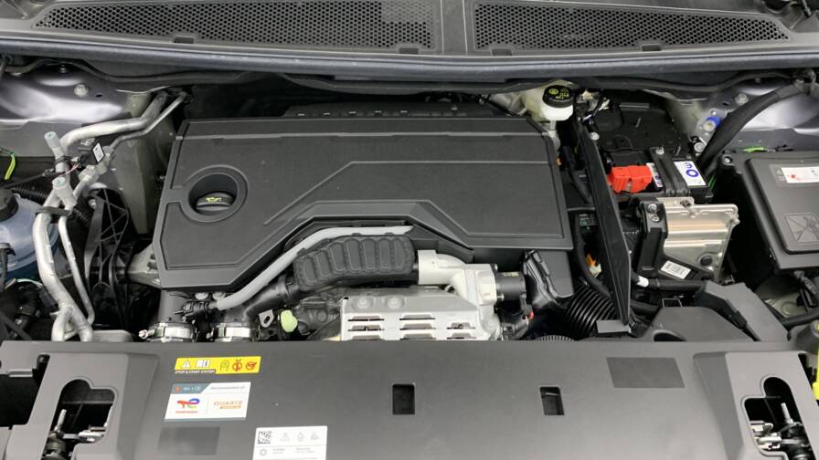 Mandataire Automobile neuf, recherche de Peugeot 3008-hybrid-145-e-dcs6-gt - E-Motors