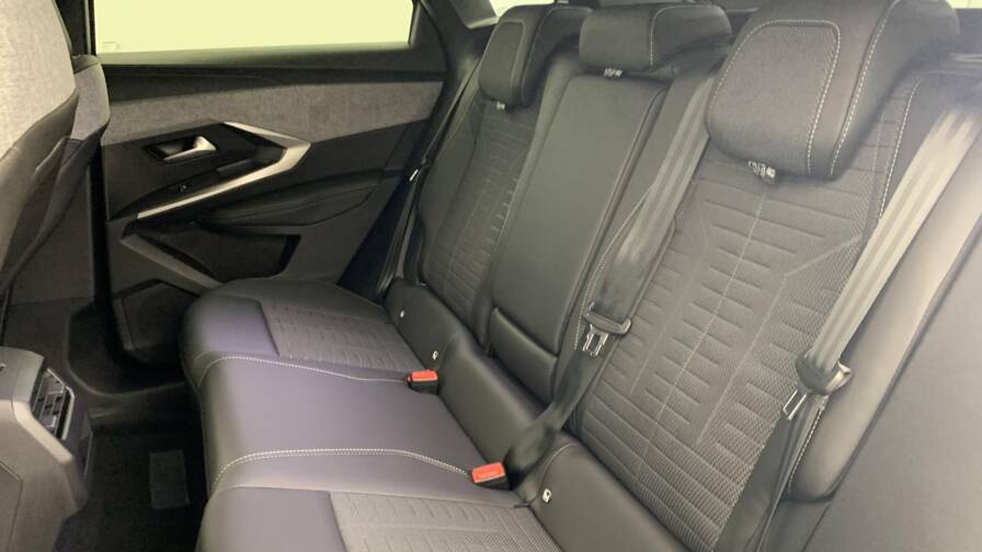 Mandataire Automobile neuf, recherche de Peugeot 3008-hybrid-145-e-dcs6-gt - E-Motors