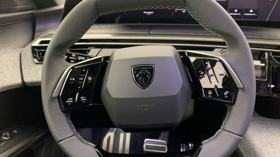 Mandataire Automobile neuf, recherche de Peugeot 3008-hybrid-145-e-dcs6-gt - E-Motors