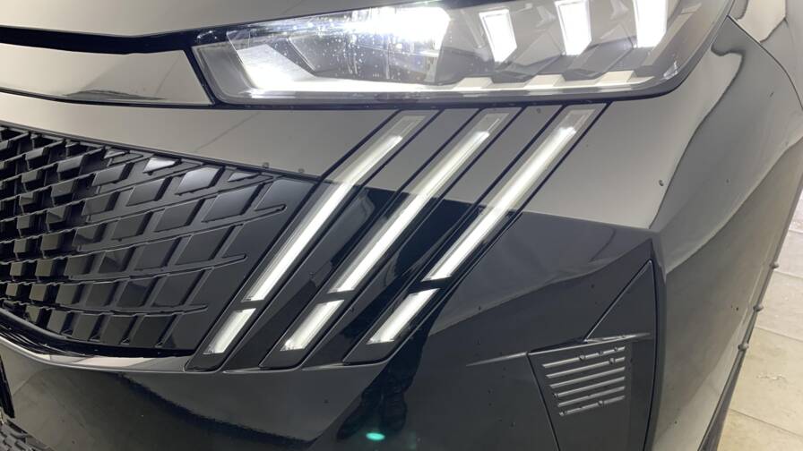 Mandataire Automobile neuf, recherche de Peugeot 3008-hybrid-145-e-dcs6-gt - E-Motors