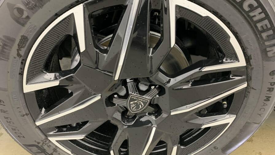 Mandataire Automobile neuf, recherche de Peugeot 3008-hybrid-145-e-dcs6-gt - E-Motors