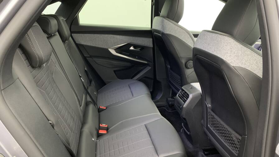 Mandataire Automobile neuf, recherche de Peugeot 3008-hybrid-145-e-dcs6-gt - E-Motors