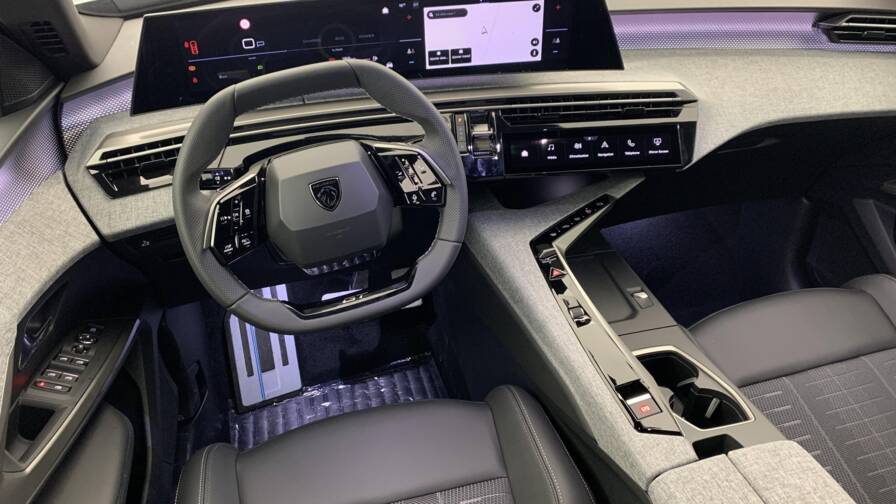 Mandataire Automobile neuf, recherche de Peugeot 3008-hybrid-145-e-dcs6-gt - E-Motors