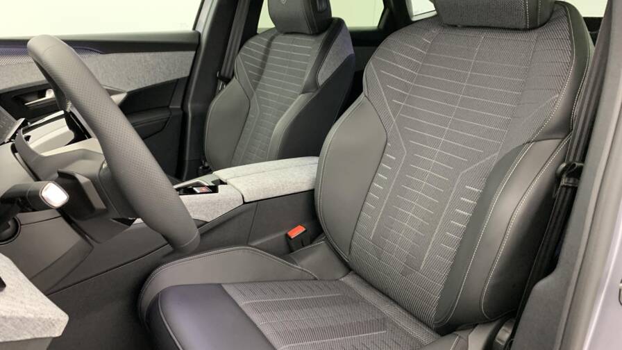 Mandataire Automobile neuf, recherche de Peugeot 3008-hybrid-145-e-dcs6-gt - E-Motors