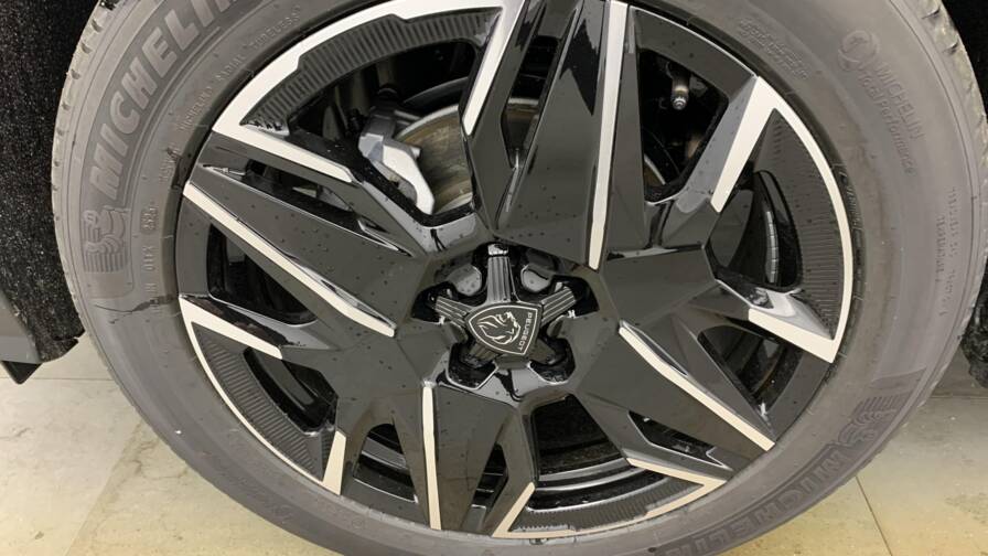 Mandataire Automobile neuf, recherche de Peugeot 3008-hybrid-145-e-dcs6-gt - E-Motors