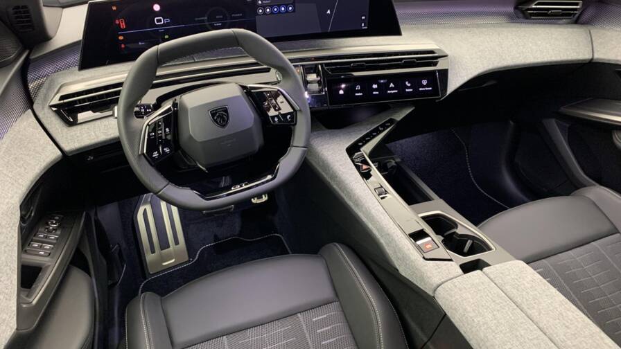 Mandataire Automobile neuf, recherche de Peugeot 3008-hybrid-145-e-dcs6-gt - E-Motors