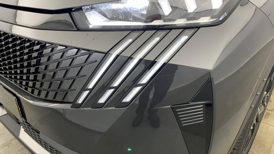 Mandataire Automobile neuf, recherche de Peugeot 3008-hybrid-145-e-dcs6-gt - E-Motors