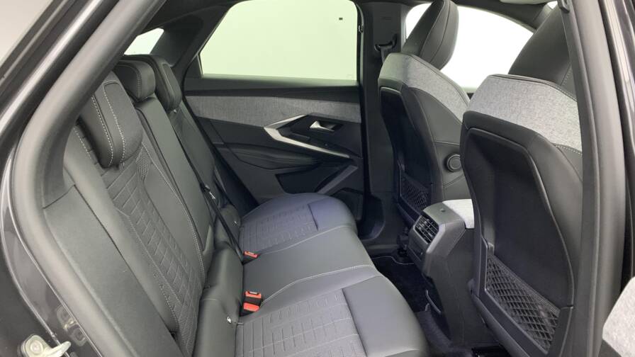 Mandataire Automobile neuf, recherche de Peugeot 3008-hybrid-145-e-dcs6-gt - E-Motors