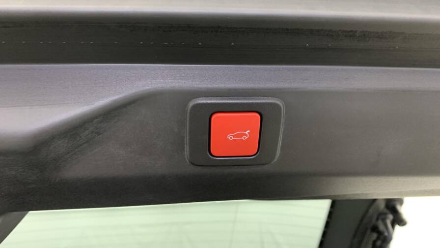 Mandataire Automobile neuf, recherche de Peugeot 3008-hybrid-145-e-dcs6-gt - E-Motors