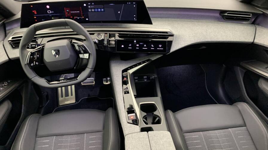 Mandataire Automobile neuf, recherche de Peugeot 3008-hybrid-145-e-dcs6-gt - E-Motors