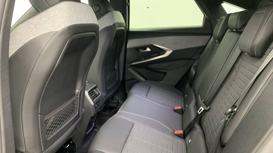 Mandataire Automobile neuf, recherche de Peugeot 3008-hybrid-145-e-dcs6-gt - E-Motors