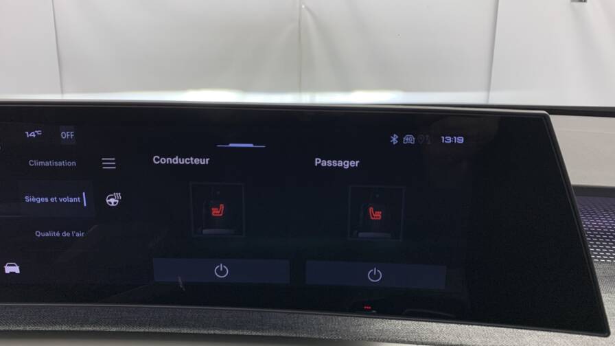 Mandataire Automobile neuf, recherche de Peugeot 3008-hybrid-145-e-dcs6-gt - E-Motors