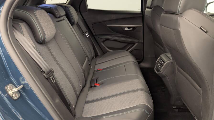 Mandataire Automobile occasion, recherche de Peugeot 3008-hybrid-180-e-eat8-allure-pack - E-Motors