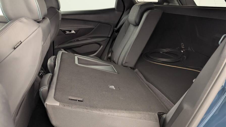 Mandataire Automobile occasion, recherche de Peugeot 3008-hybrid-180-e-eat8-allure-pack - E-Motors