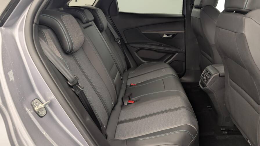 Mandataire Automobile occasion, recherche de Peugeot 3008-hybrid-180-e-eat8-allure-pack - E-Motors