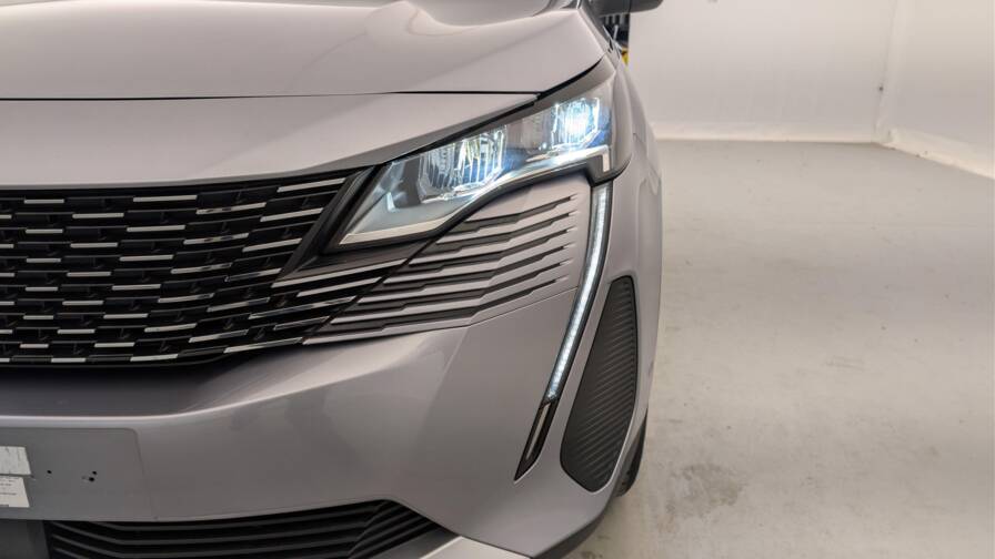 Mandataire Automobile occasion, recherche de Peugeot 3008-hybrid-180-e-eat8-allure-pack - E-Motors