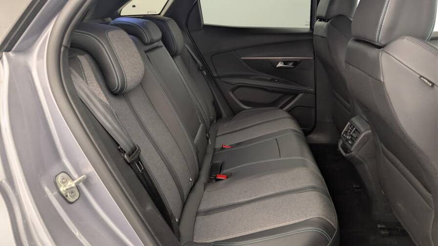 Mandataire Automobile occasion, recherche de Peugeot 3008-hybrid-180-e-eat8-allure-pack - E-Motors