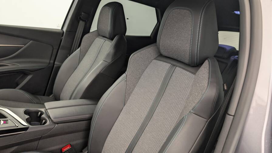 Mandataire Automobile occasion, recherche de Peugeot 3008-hybrid-180-e-eat8-allure-pack - E-Motors