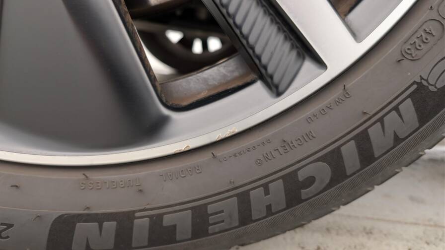 Mandataire Automobile occasion, recherche de Peugeot 3008-hybrid-180-e-eat8-allure-pack - E-Motors