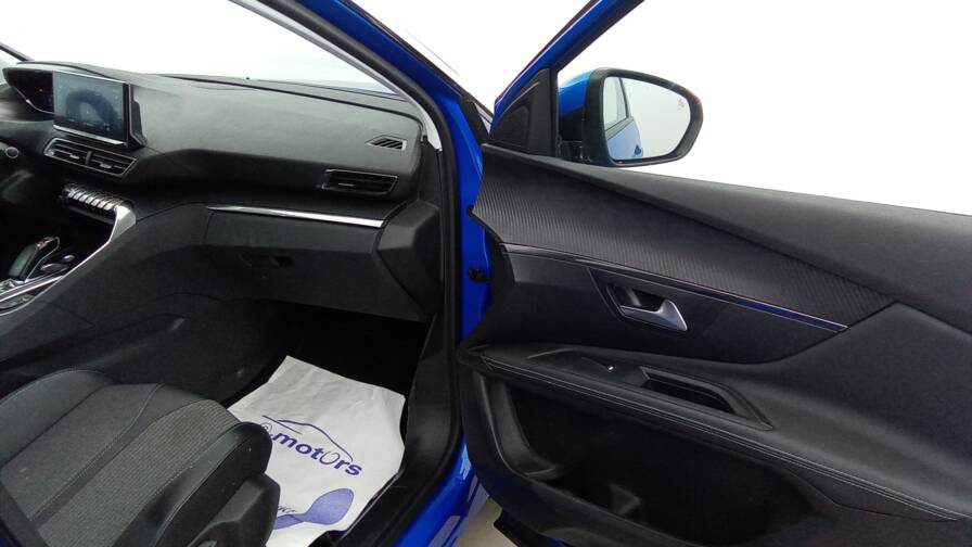 Mandataire Automobile occasion, recherche de Peugeot 3008-hybrid-225-e-eat8-allure - E-Motors