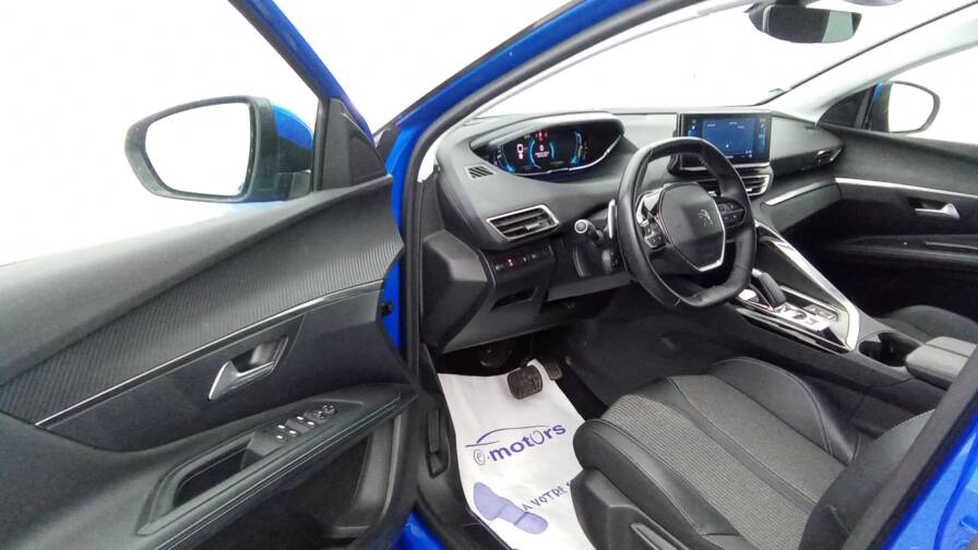 Mandataire Automobile occasion, recherche de Peugeot 3008-hybrid-225-e-eat8-allure - E-Motors