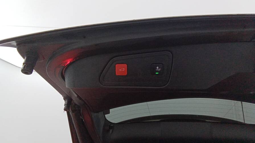 Mandataire Automobile occasion, recherche de Peugeot 3008-hybrid-225-e-eat8-allure - E-Motors