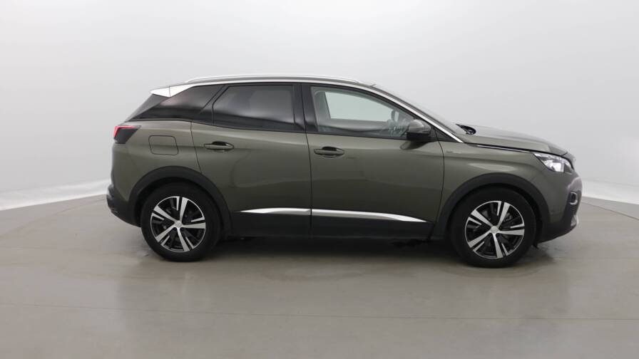 Mandataire Automobile occasion, recherche de Peugeot 3008-hybrid-225-e-eat8-allure - E-Motors