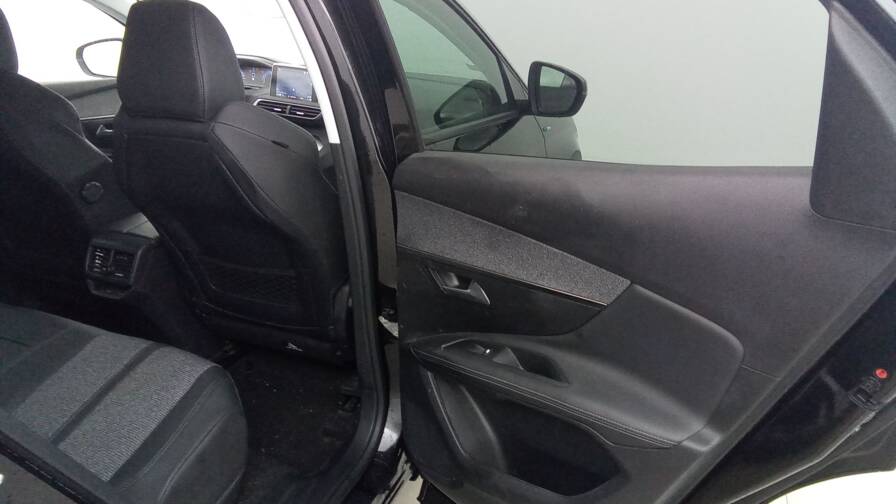 Mandataire Automobile occasion, recherche de Peugeot 3008-hybrid-225-e-eat8-allure - E-Motors