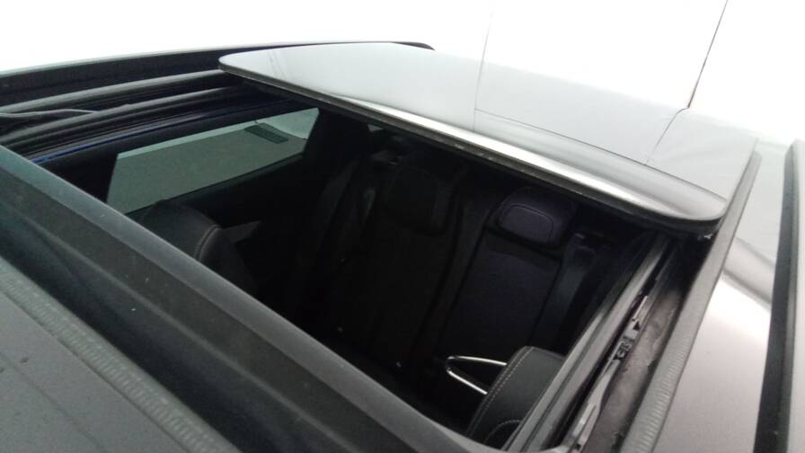 Mandataire Automobile occasion, recherche de Peugeot 3008-hybrid-225-e-eat8-gt-plus-cam-ra360 - E-Motors