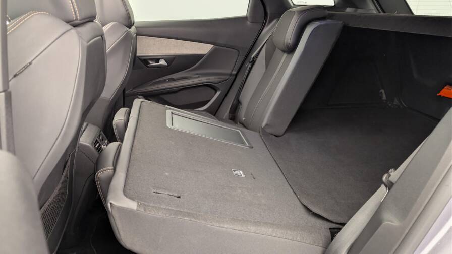 Mandataire Automobile occasion, recherche de Peugeot 3008-hybrid-225-e-eat8-gt - E-Motors