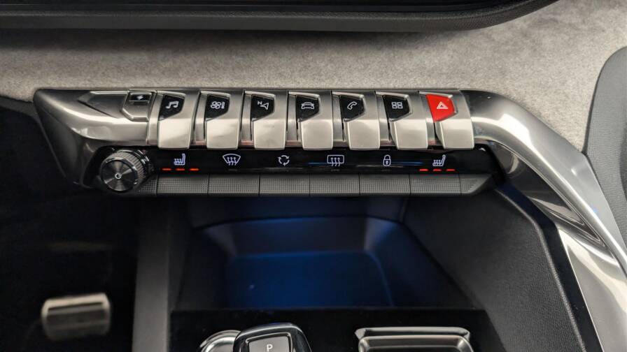 Mandataire Automobile occasion, recherche de Peugeot 3008-hybrid-225-e-eat8-gt - E-Motors