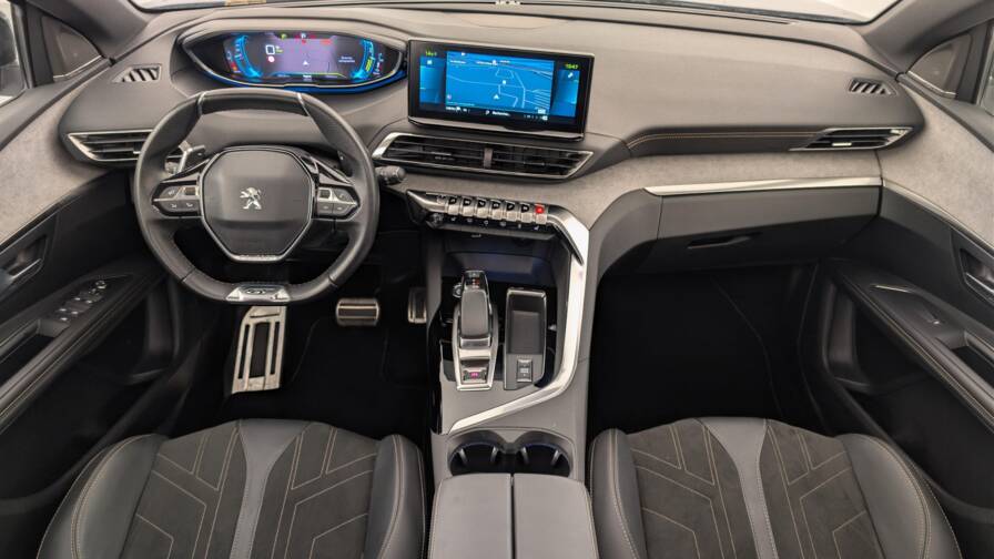 Mandataire Automobile occasion, recherche de Peugeot 3008-hybrid-225-e-eat8-gt-pack - E-Motors