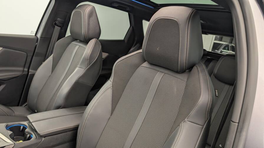 Mandataire Automobile occasion, recherche de Peugeot 3008-hybrid4-300-e-eat8-gt - E-Motors