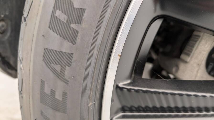 Mandataire Automobile occasion, recherche de Peugeot 3008-hybrid4-300-e-eat8-gt-pack - E-Motors