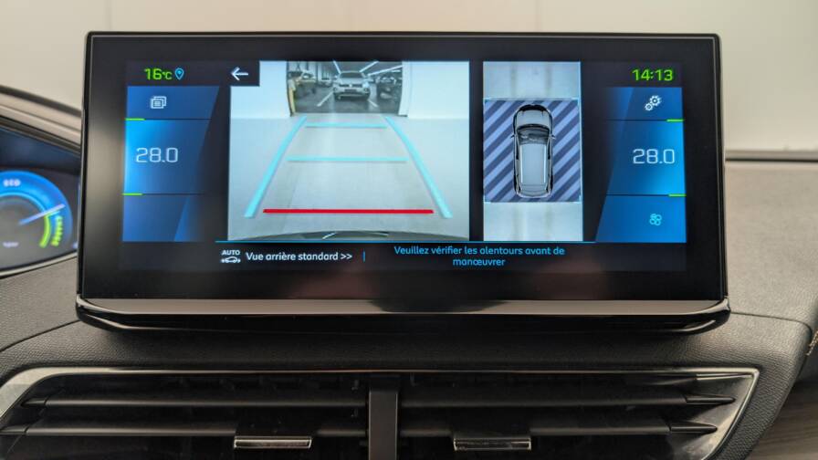 Mandataire Automobile occasion, recherche de Peugeot 3008-hybrid4-300-e-eat8-gt-pack - E-Motors