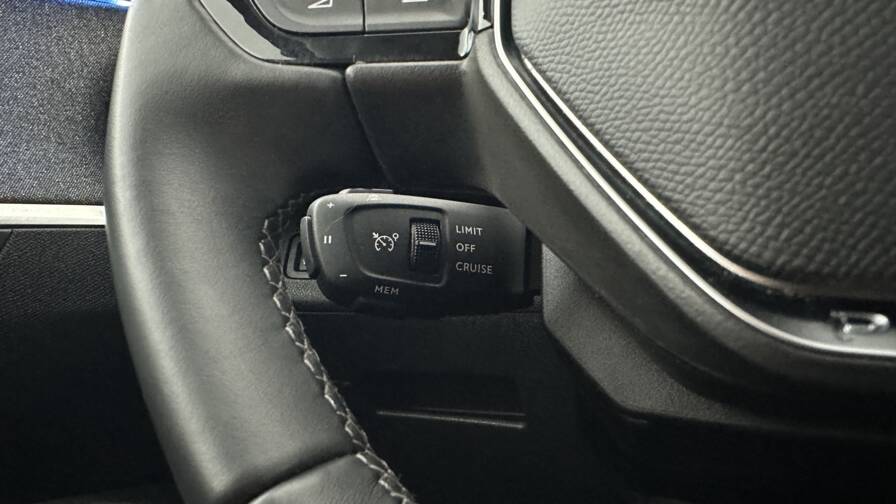 Mandataire Automobile occasion, recherche de Peugeot 3008-ii-1-6-hybrid-225ch-allure-pack-e-eat8 - E-Motors