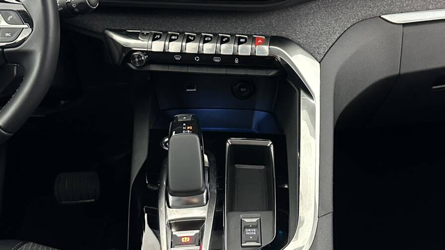 Mandataire Automobile occasion, recherche de Peugeot 3008-ii-1-6-hybrid-225ch-allure-pack-e-eat8 - E-Motors