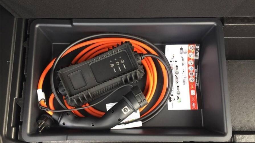 Mandataire Automobile occasion, recherche de Peugeot 3008-ii-hybrid4-300-e-eat8-gt - E-Motors