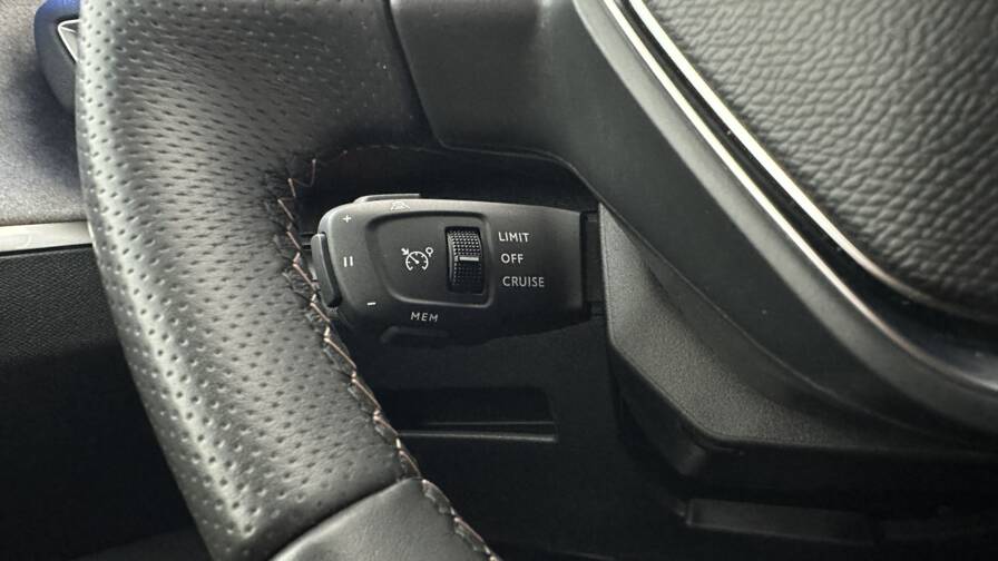 Mandataire Automobile occasion, recherche de Peugeot 3008-iii-1-2-puretech-130ch-gt-eat8 - E-Motors