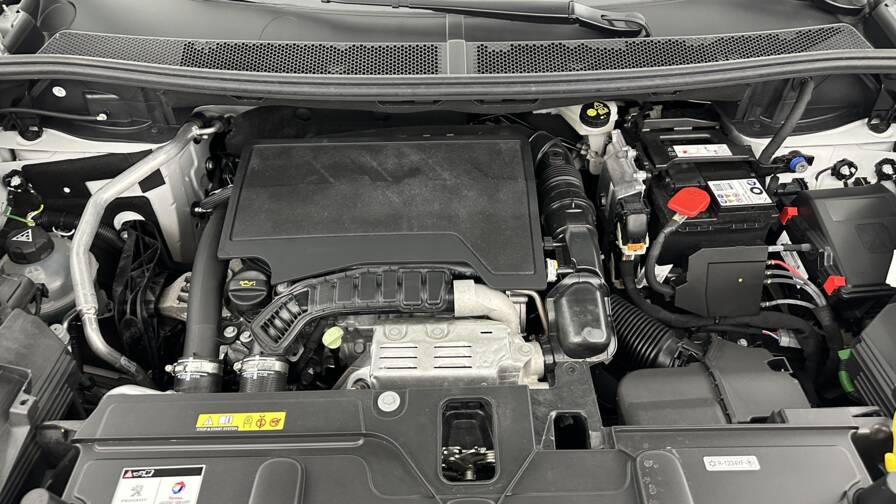 Mandataire Automobile occasion, recherche de Peugeot 3008-iii-1-2-puretech-130ch-gt-eat8 - E-Motors