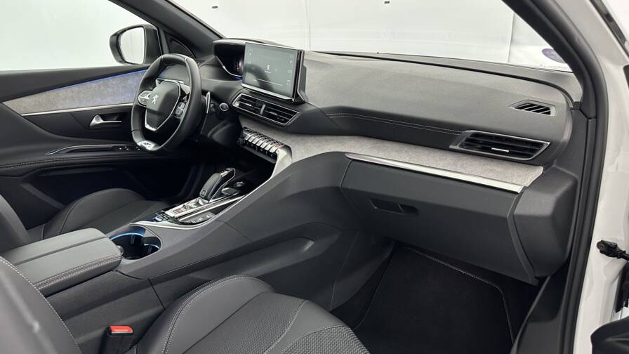 Mandataire Automobile occasion, recherche de Peugeot 3008-iii-1-2-puretech-130ch-gt-eat8 - E-Motors