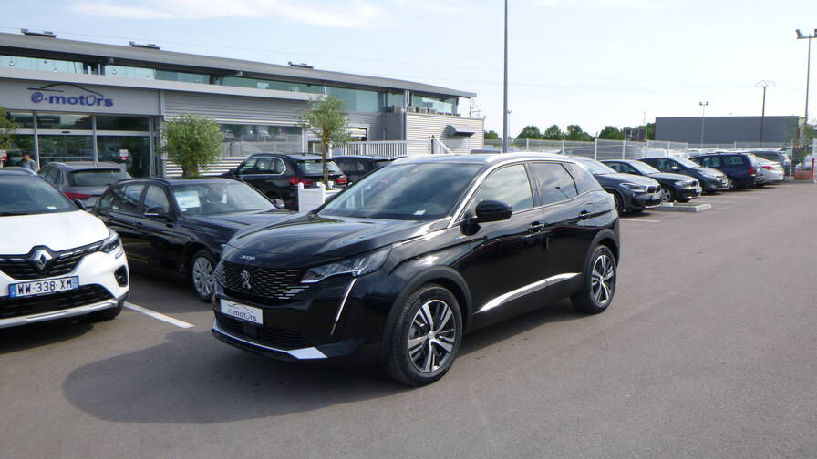 Avis-mandataire-auto-Emotors-Peugeot-3008-Allure-pack-hybrid-225-e-eat8-plus-hayon-mains-libres.