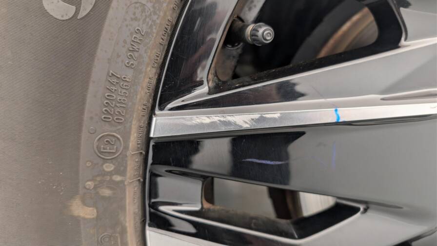 Mandataire Automobile occasion, recherche de Peugeot 3008-nouveau-hybrid-136-e-dcs6-allure - E-Motors