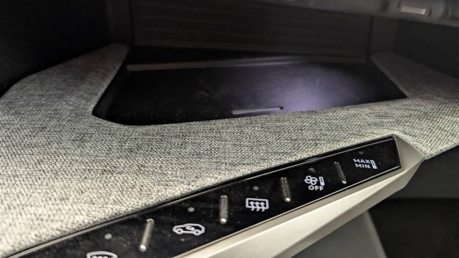 Mandataire Automobile occasion, recherche de Peugeot 3008-nouveau-hybrid-136-e-dcs6-allure - E-Motors