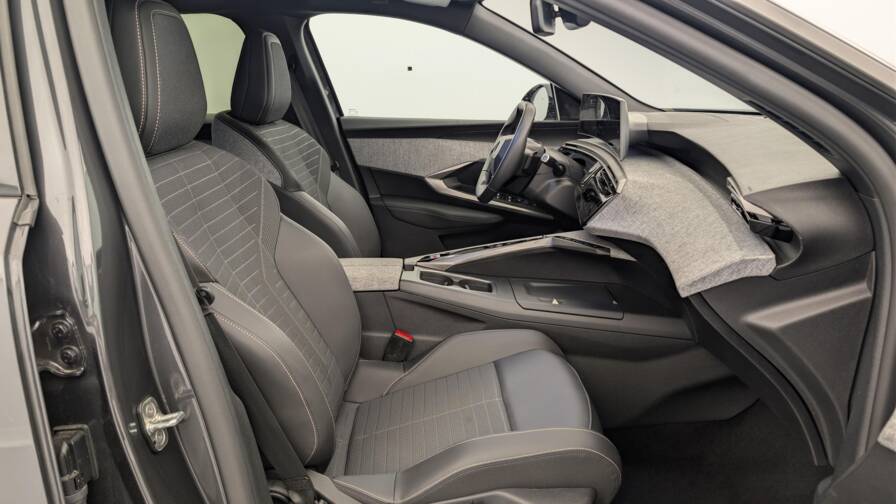 Mandataire Automobile occasion, recherche de Peugeot 3008-nouveau-hybrid-136-e-dcs6-allure - E-Motors