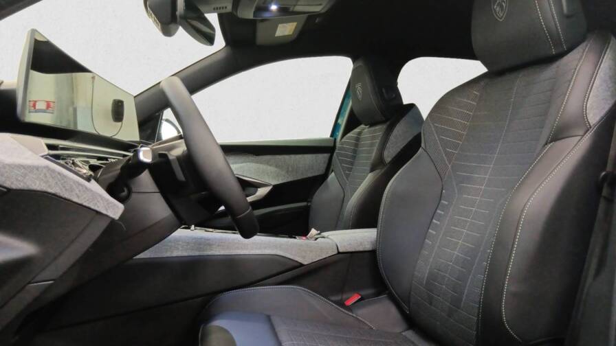 Mandataire Automobile occasion, recherche de Peugeot 3008-nouveau-hybrid-145-e-dcs6-gt - E-Motors