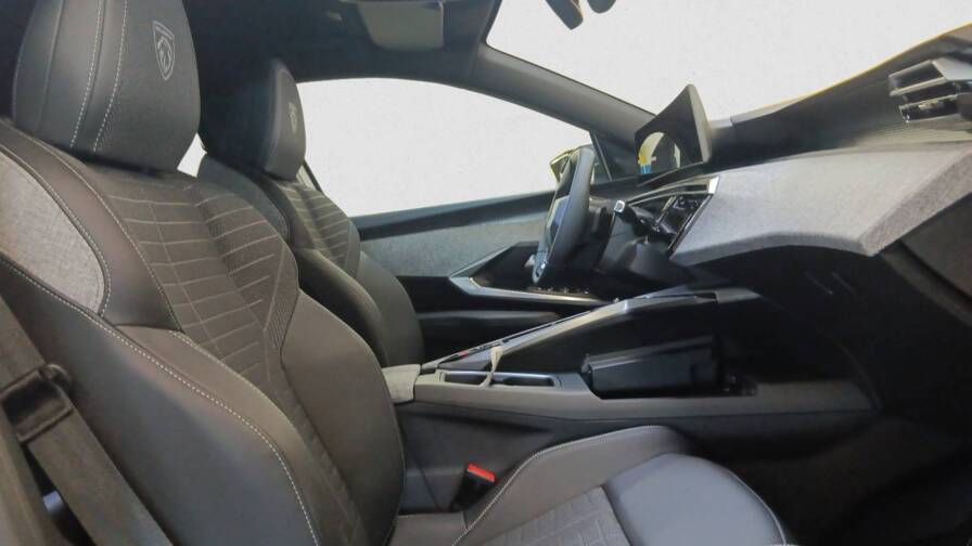 Mandataire Automobile occasion, recherche de Peugeot 3008-nouveau-hybrid-145-e-dcs6-gt - E-Motors