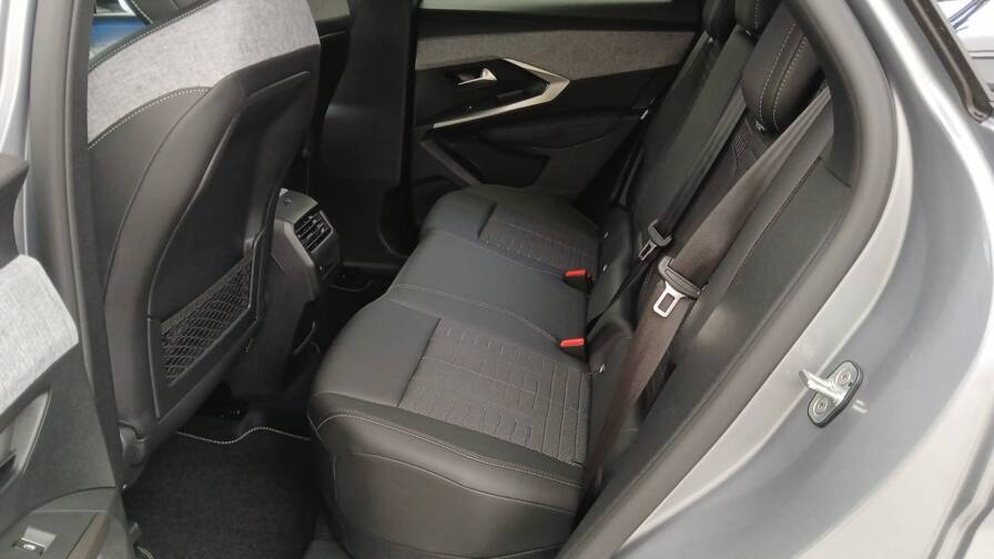 Mandataire Automobile occasion, recherche de Peugeot 3008-nouveau-hybrid-145-e-dcs6-gt - E-Motors